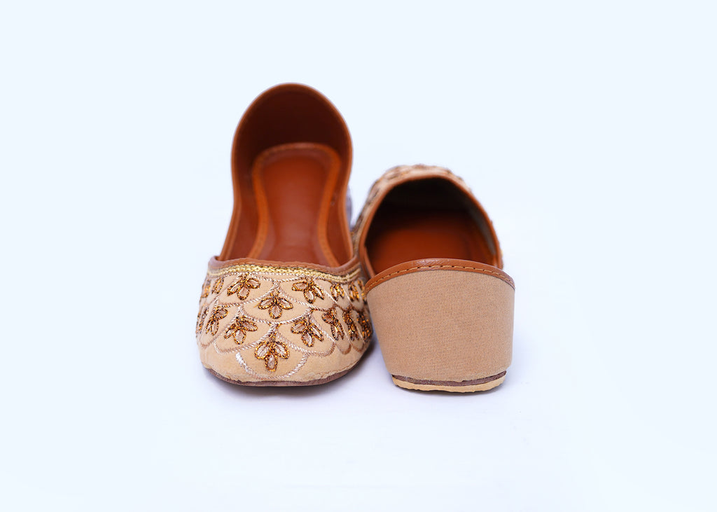 Golden Petal Khussa