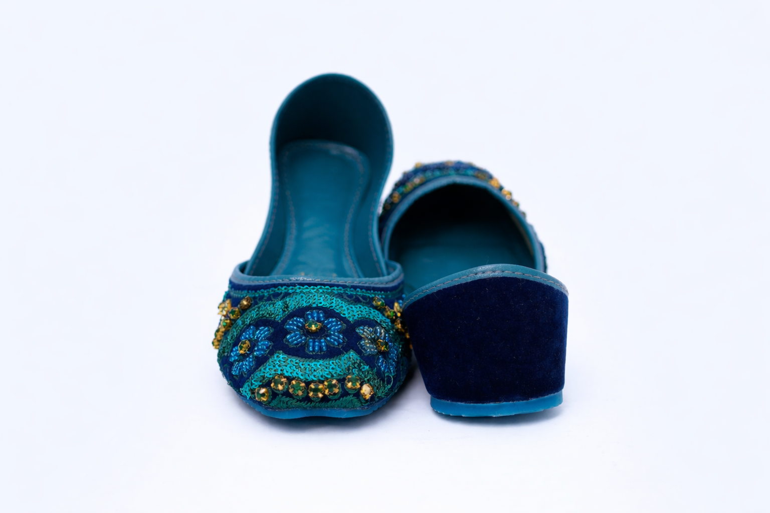 Oceanic Teal Beadwork