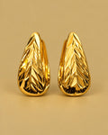 Sculpted Teardrop