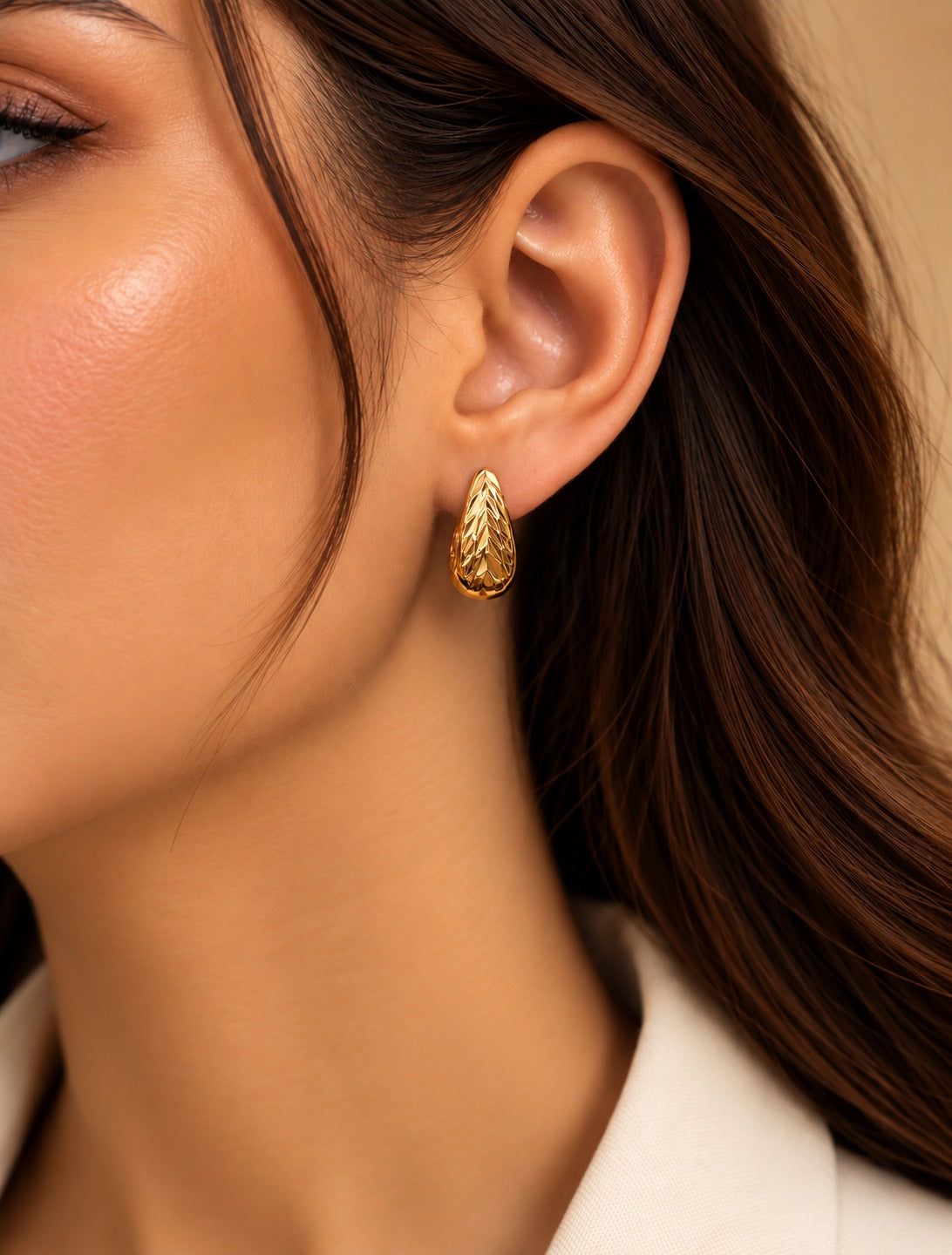 Sculpted Teardrop